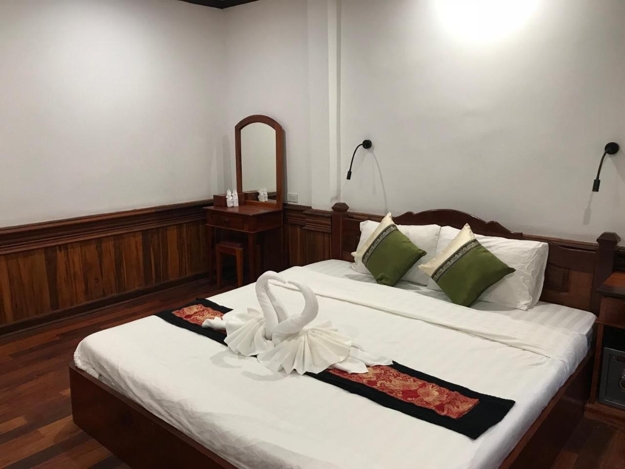 Luang Prabang Oudomlith Villa & Travel Εξωτερικό φωτογραφία